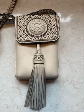 Brighton Ferrara La Belleza Phone Organizer Beige with Braided Strap & Tassel